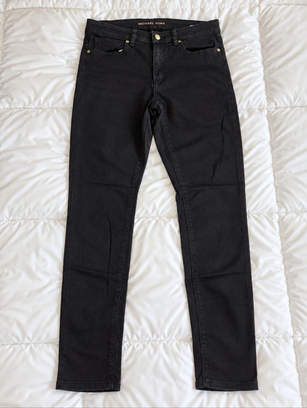 Michael Kors Izzy Skinny Jeans.  Cotton Blend. Gold Buttons. EUC.